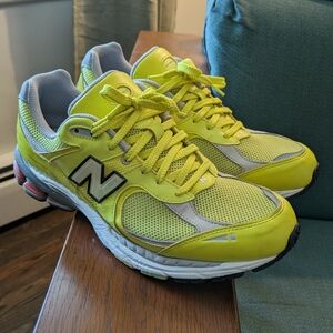 New Balance M2002RLC 2002R Sulfur Yellow Size 12